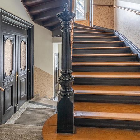 Gemuetliche Dachgeschosswohnung -Waldstrassenviertel Λειψία Εξωτερικό φωτογραφία