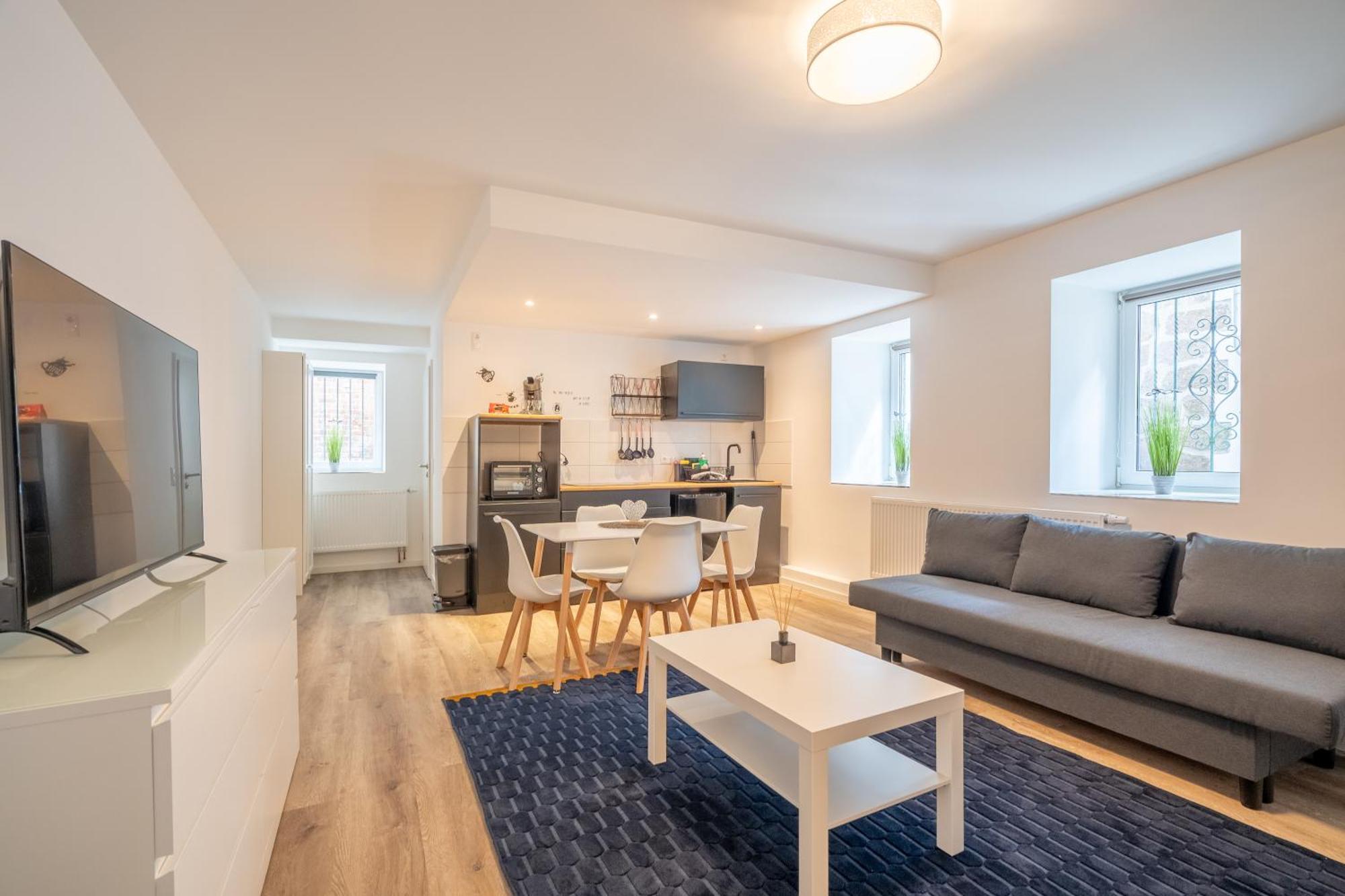 Gemuetliche Dachgeschosswohnung -Waldstrassenviertel Λειψία Εξωτερικό φωτογραφία