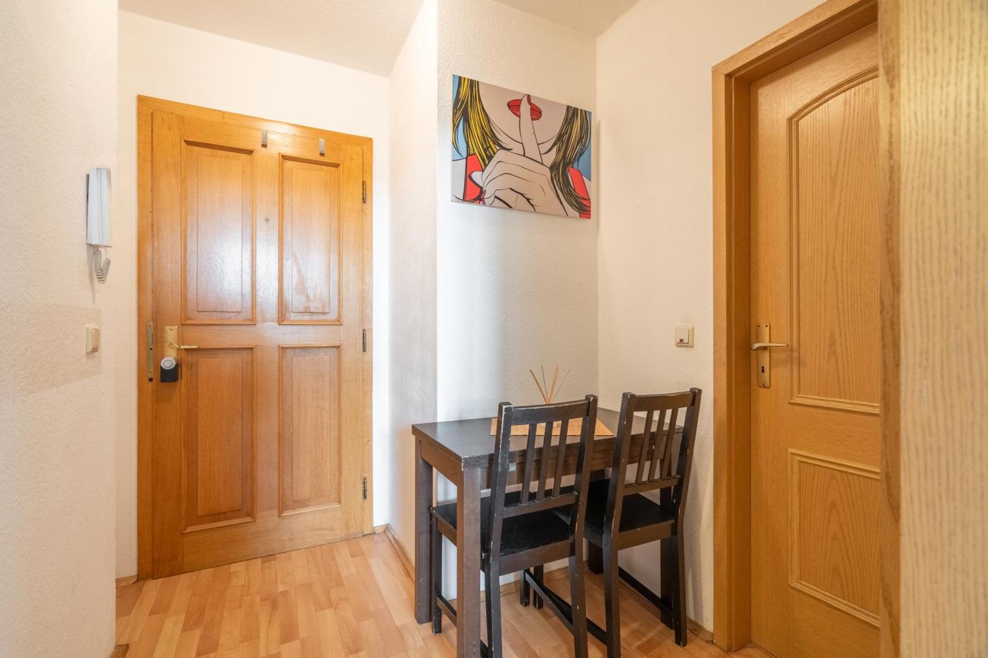 Gemuetliche Dachgeschosswohnung -Waldstrassenviertel Λειψία Εξωτερικό φωτογραφία